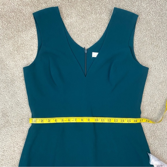 Dress The Population Sandra Gown Pine Green XXL - Picture 8 of 10